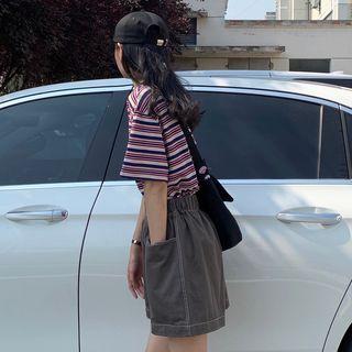Elbow-sleeve Striped T-shirt / Stitch Trim Wide-leg Cargo Shorts