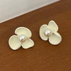 Flower Faux Pearl Alloy Earring 1 Pair - Silver Needle - Off-white - One Size