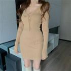 Long-sleeve Knit Top / Pencil Skirt