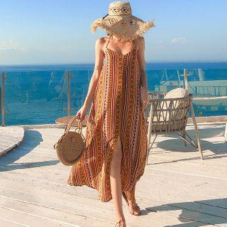 Printed Halter-neck Maxi Shift Dress