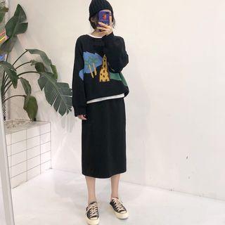Pattern Sweater / High-waist Skirt / Inner T-shirt
