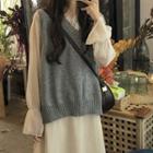 V-neck Knit Vest / Long-sleeve Midi Mesh Dress
