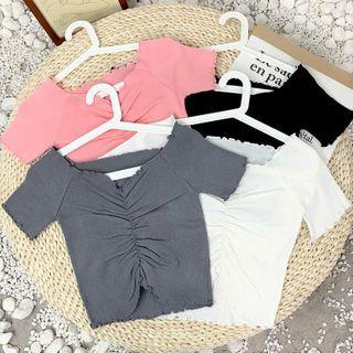 Short-sleeve Rucked Knit Top