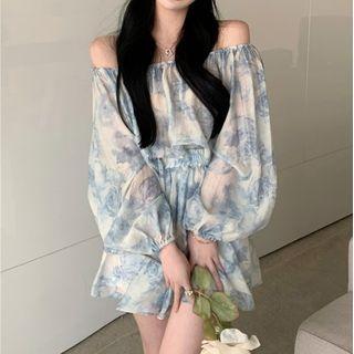 Puff-sleeve Floral Blouse / Shorts