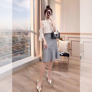 Set: 3/4-sleeve Polka Dot Cold Shoulder Top + Patterned Frill Trim Skirt