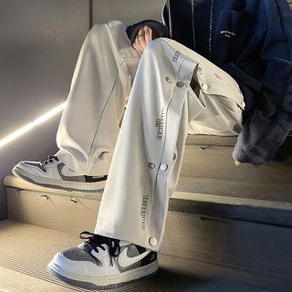 Lettering Button-side Loose Fit Pants