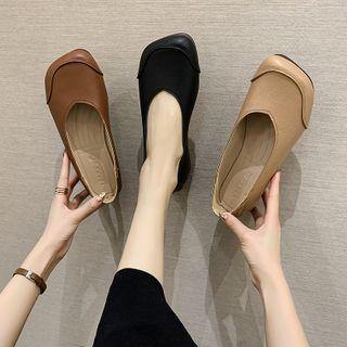 Square Tie Flats