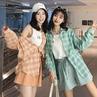 Long-sleeve Plaid Shirt / Printed Sleeveless Top / Wide-leg Shorts / Set