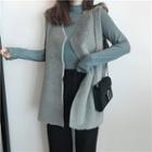 V-neck Fleece Vest / Plain Long Sleeve T-shirt