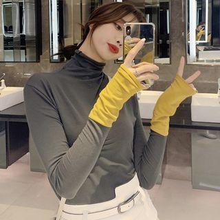 Long-sleeve Color Block Mock Neck T-shirt