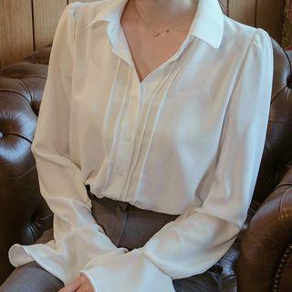 Dali Hotel Pintuck Blouse With Bow