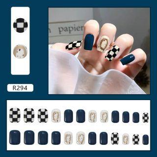 Checker Faux Nail Tips R294 - Black & White - One Size