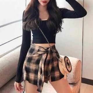 Long-sleeve T-shirt / Plaid A-line Skort