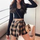 Long-sleeve T-shirt / Plaid A-line Skort