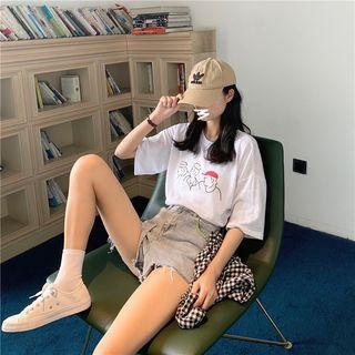 Print Loose-fit Short-sleeve T-shirt / Distressed Denim Shorts
