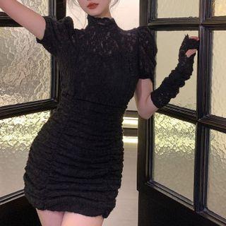 Set: Short-sleeve Mini Sheath Dress + Oversleeves