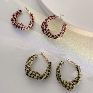 Twisted Houndstooth Open Hoop Earring