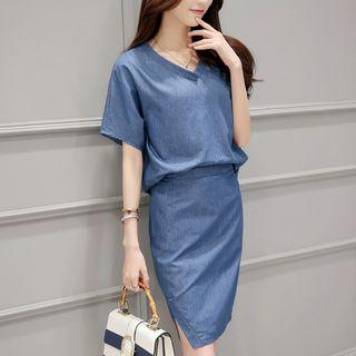 Set: Short-sleeve V-neck Top + Skirt