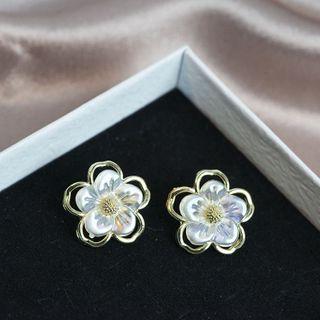 Metal Trim Daisy Stud Earrings Era083 - 17