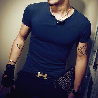 Short-sleeve One-button Top