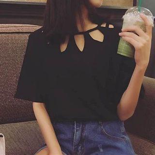 Cutout Short-sleeve Plain T-shirt