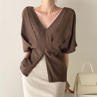 Elbow-sleeve V-neck Slit-hem Blouse