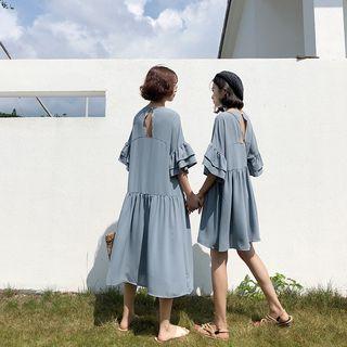 Cutout Back Elbow-sleeve Dress