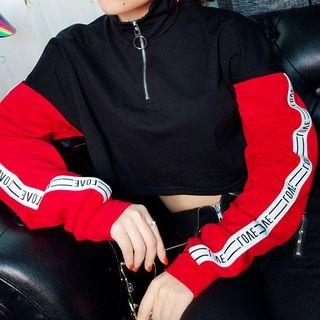 Mock-neck Cropped Sweatshirt