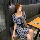 Short-sleeve Plaid Knit A-line Dress