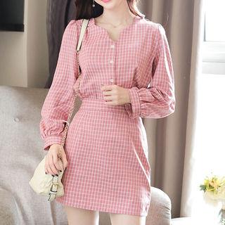 Set: Scallop-neck Checked Blouse + Miniskirt