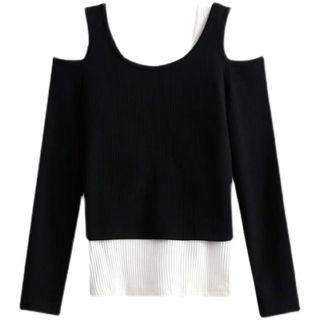 Set: Cold-shoulder Cropped T-shirt + One-shoulder Tank Top
