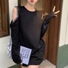 Long-sleeve Chain Detail Cold-shoulder T-shirt