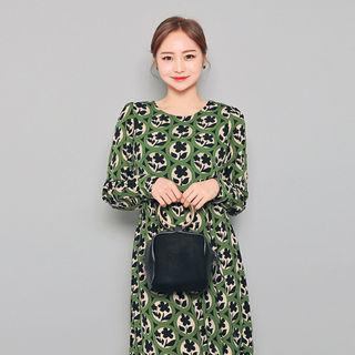 Long-sleeve Ruffle-hem Pattern A-line Midi Dress