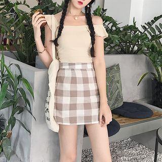 Plain Off Shoulder Short Sleeve Top / Plaid A-line Skirt