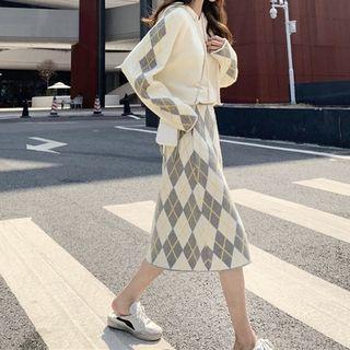 Set: Hooded Sweater + Midi Skirt