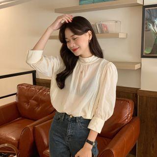 Elbow-sleeve Sheer Lace-trim Shirt