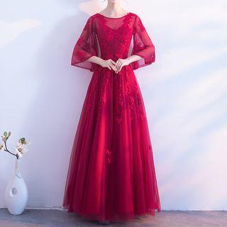 Applique 3/4-sleeve A-line Evening Gown