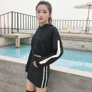 Set : Long-sleeve Hoodie + Skirt