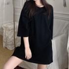 3/4-sleeve Crew Neck Oversized T-shirt