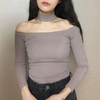 Off Shoulder Long-sleeve T-shirt