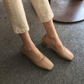Square-toe Colored Kitten-heel Pumps