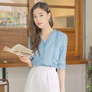3/4 Sleeve V-neck Lace Trim Chiffon Top