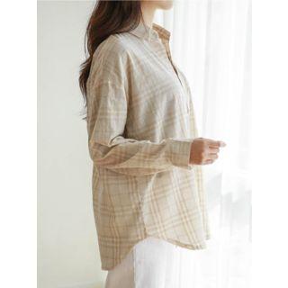 Round-hem Lightweight Plaid Shirt
