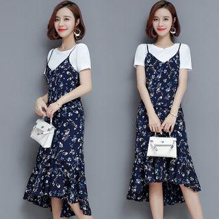Set: Crew-neck Short-sleeve T-shirt + Floral Spaghetti Strap Dress