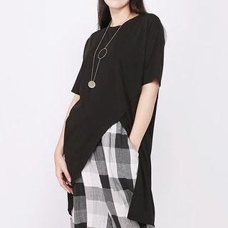 Short-sleeve Oversize Asymmetric T-shirt