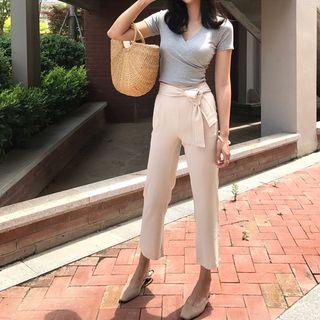 Set: Plain Short Sleeve T-shirt + High Waist Cropped Pants