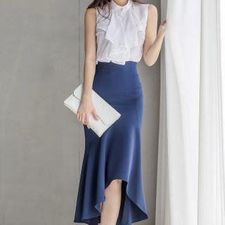 Set: Sleeveless Ruffled Blouse + Skirt