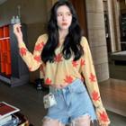 Loose-fit Leaf-print Light Top