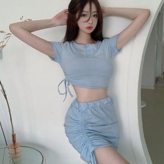 Set: Short-sleeve Drawstring Cropped T-shirt + Mini Skirt