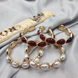 Faux Crystal / Faux Pearl Alloy Open Hoop Earring